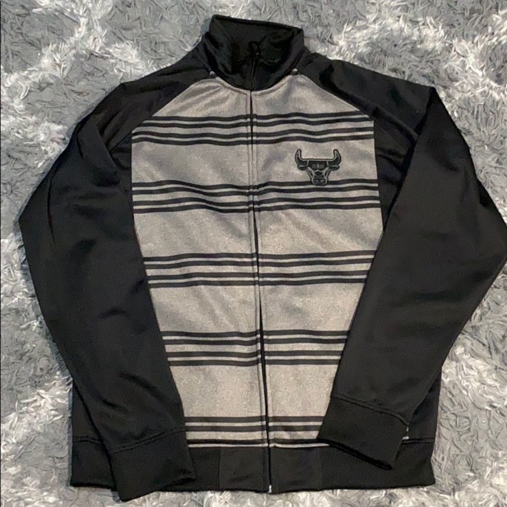 Ink Chicago Bulls zip up Sweatshirt size XL EUC black and grey classy